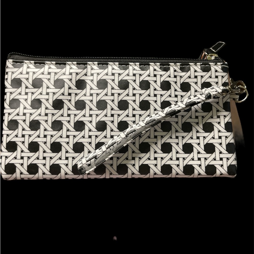 Scout Kate Wristlet with removable wrist strap NWT - Picture 4 of 9